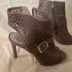 Tan heeled bootie sandal Vince Camuto,